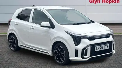 Used Kia Picanto GT-Line 63 HP (46 kW) 2024 White Hatchback