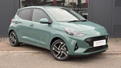 New Hyundai i10 Premium 79 HP (58 kW) 2026 White Hatchback