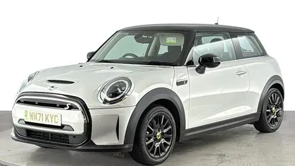 Used Mini Cooper Level 1 135 kW (184 HP) 2023 Hatchback