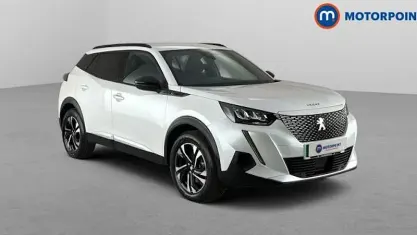 Used Peugeot e-2008 Allure+ 100 kW (136 HP) 2023 White SUV