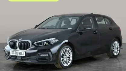 Begagnad BMW 118 Comfort Edition 140 HK (102 kW) 2020 Svart Halvkombi