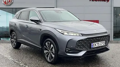 Used 2025 MG HS Trophy SUV | £27,199 (Fair price)