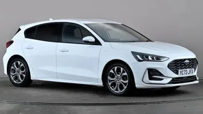 Used Ford Focus ST-Line 125 HP (91 kW) 2023 White Hatchback