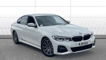 White Used 2019 BMW 320 M Sport Sedan | £20,999 (Fair price)