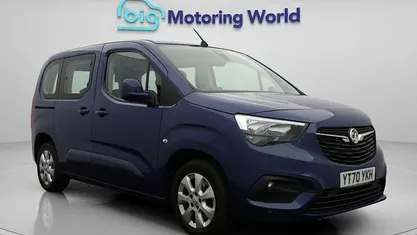 Blue Used 2020 Vauxhall Combo S Estate | £13,500 (Fair price)