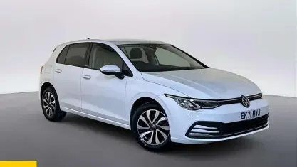 Used VW Golf VIII Active 131 HP (96 kW) 2021 White Hatchback