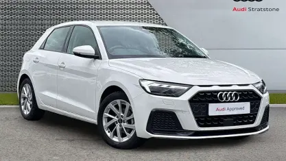 Used Audi A1 Sportback Sport 95 HP (69 kW) 2025 White Hatchback