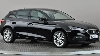 Used Seat Leon SE Dynamic 110 HP (80 kW) 2023 Black Hatchback