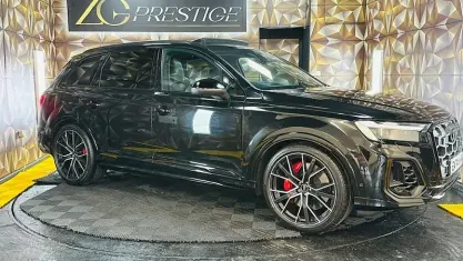Used Audi SQ7 Comfort 507 HP (372 kW) 2024 Black SUV