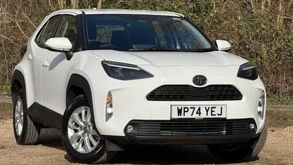 Used Toyota Yaris Hybrid 116 HP (85 kW) 2026 Estate