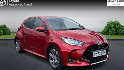 Begagnad Toyota Yaris Hybrid 116 HK (85 kW) 2025 Halvkombi