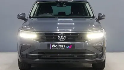 Used VW Tiguan Life 150 HP (110 kW) 2022 Grey SUV