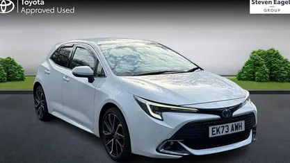 Used Toyota Corolla 140 HP (102 kW) 2026 Hatchback