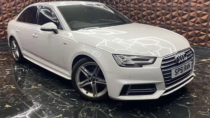 Used Audi A4 S-Line 150 HP (110 kW) 2018 White Sedan