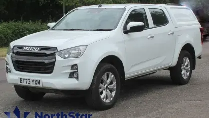 Used Isuzu D-Max 165 HP (121 kW) 2024 Cabriolet