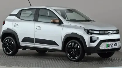 Used Dacia Spring Extreme 47 kW (65 HP) 2025 Grey Hatchback