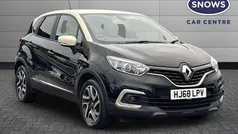 Black Used 2018 Renault Captur Iconic SUV | £7,999 (Fair price)