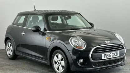Used Mini ONE Hatch 102 HP (75 kW) 2017 Hatchback