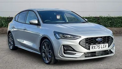 Used Ford Focus ST-Line 155 HP (114 kW) 2025 Hatchback