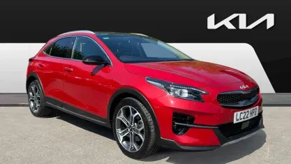 Usado Kia XCeed 160 HP (117 kW) 2022 Vermelho SUV