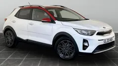Used 2020 Kia Stonic SUV | £9,795 (Fair price)