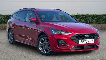 Usado Ford Focus ST-Line 125 HP (91 kW) 2025 Carrinha