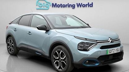 Używany Citroën e-C4 Shine 100 kW (136 KM) 2023 Niebieski Hatchback