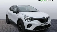 White/black Used 2023 Renault Captur Rive Gauche SUV | £15,449 (Fair price)