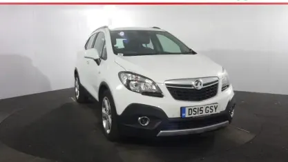 Used Vauxhall Mokka S 116 HP (85 kW) 2015 White SUV