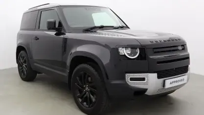 Used Land Rover Defender SE 200 HP (147 kW) 2021 Black SUV