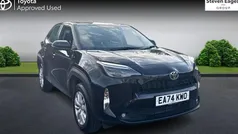 Used 2025 Toyota Yaris Hybrid Estate | £22,357 (Good price)