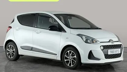 Used Hyundai i10 GO! 67 HP (49 kW) 2018 White Hatchback