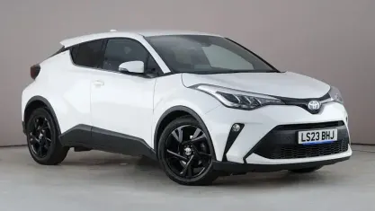 Used Toyota C-HR Design 122 HP (89 kW) 2023 White SUV