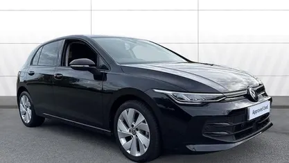 Used 2025 VW Golf VIII Match Hatchback | £20,510 (Fair price)