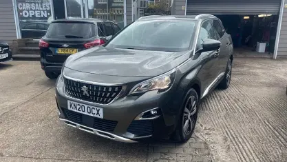 Używany Peugeot 3008 Allure 131 KM (96 kW) 2020 Szary SUV