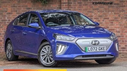 Begagnad Hyundai Ioniq Premium 100 kW (136 HK) 2021 Halvkombi