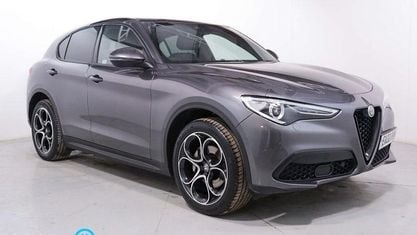 Begagnad Alfa Romeo Stelvio Sprint 200 HK (147 kW) 2021 SUV