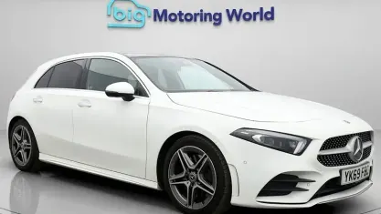 Begagnad Mercedes A250 AMG Line Premium Plus 224 HK (164 kW) 2021 Halvkombi