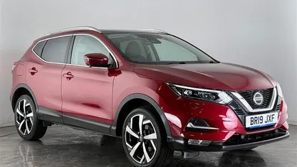 Used Nissan Qashqai Tekna 140 HP (102 kW) 2019 Red SUV