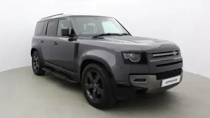 Usado Land Rover Defender HSE Dynamic 249 HP (183 kW) 2024 SUV