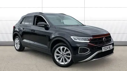Used VW T-Roc Match 150 HP (110 kW) 2024 Black SUV