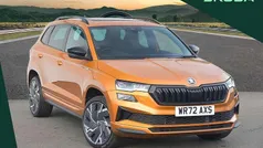 Phoenix orange metallic Used 2022 Skoda Karoq SportLine SUV | £22,995 (Fair price)
