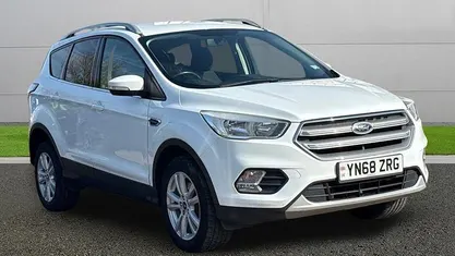 Used Ford Kuga Zetec 120 HP (88 kW) 2018 White SUV
