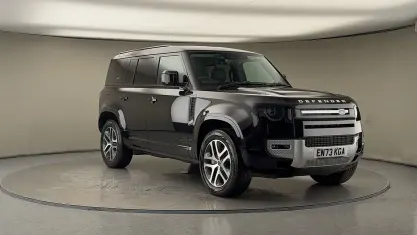 Used Land Rover Defender 404 HP (297 kW) 2023 Santorini black SUV