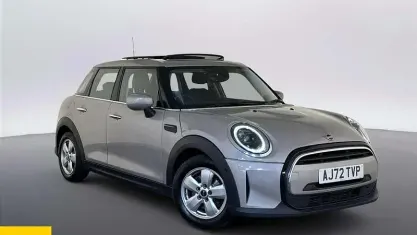 Usado Mini Cooper Classic 136 HP (100 kW) 2022 Citadino