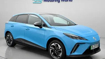 Used MG MG4 EV Trophy 150 kW (204 HP) 2023 Blue Hatchback