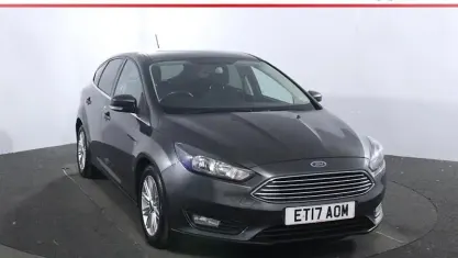 Used Ford Focus Zetec 125 HP (91 kW) 2017 Grey Hatchback