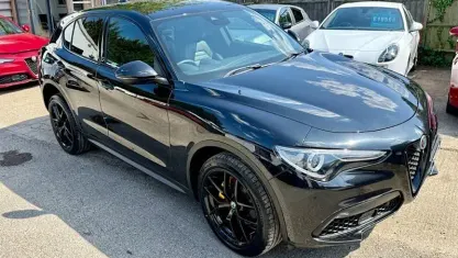 Second-hand Alfa Romeo Stelvio 280 CP (205 kW) 2019 Negru SUV