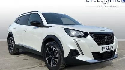 Used Peugeot 2008 Allure+ 101 HP (74 kW) 2023 SUV