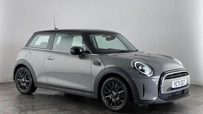 Used 2021 Mini Cooper Classic Hatchback | £12,900 (Fair price)